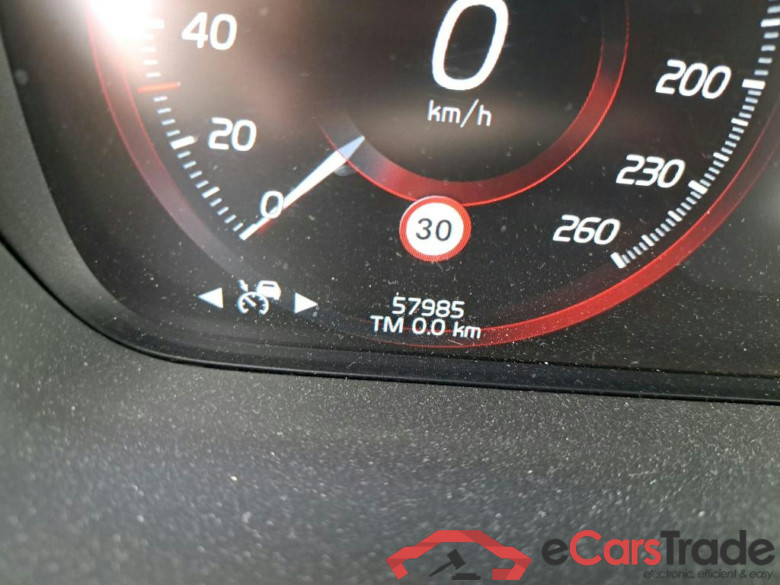 VOLVO XC90 / 2019 / 5P / todoterreno 2.0 B5 D5 AWD Business Plus Auto (CX) #5