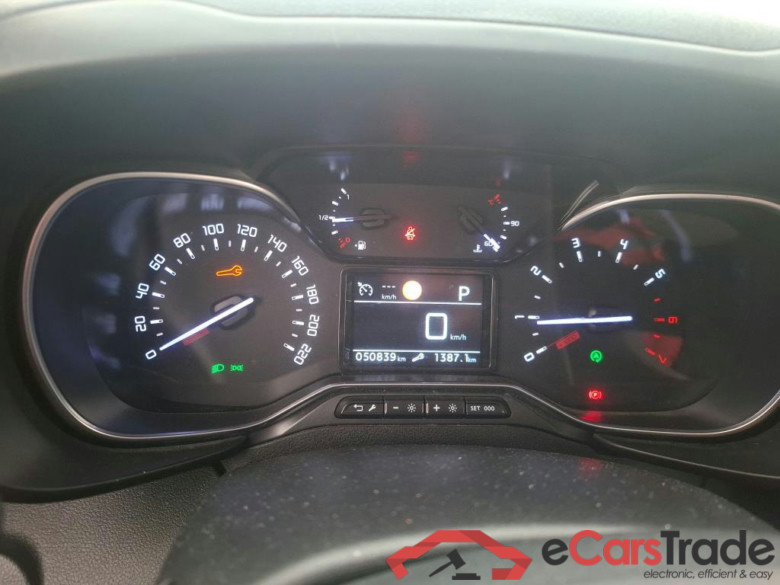 Berlingo Feel M 1.2 PureTech 130CV BVA8 7 Sieges E6d #6