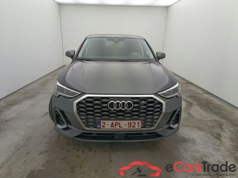 Audi Q3 Sportback 45 TFSI e S tronic S Line 5d #5