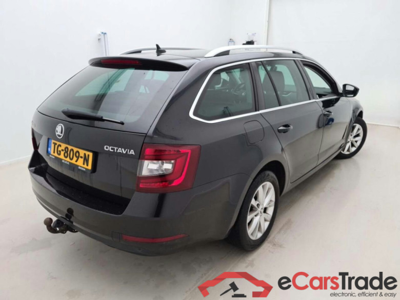 SKODA Octavia Combi 1.6 TDI Clever Ed. #2