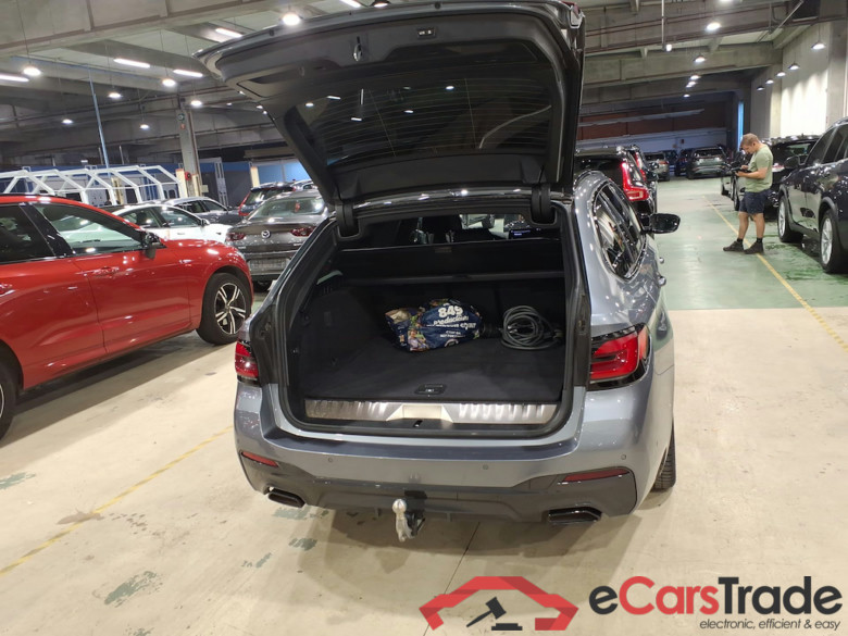 BMW 5 SERIES TOURING 2.0 530E 215KW XDRIVE AUTO TOURING #3