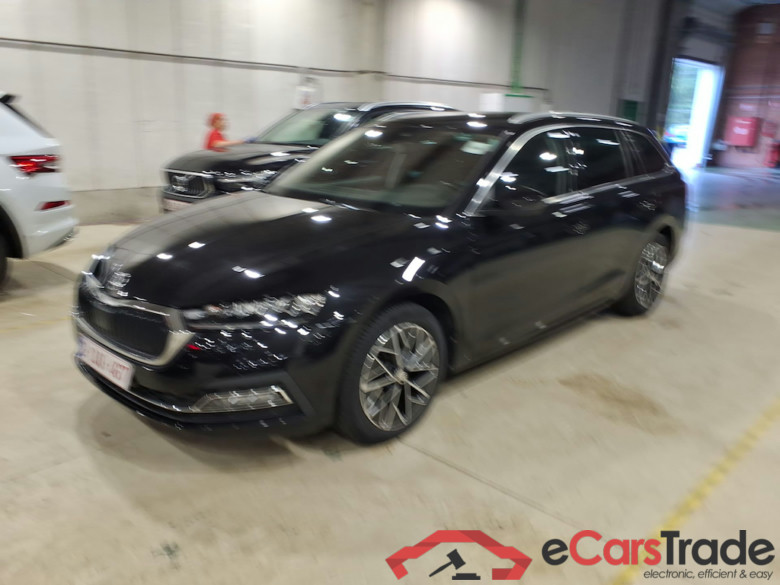 SKODA OCTAVIA COMBI 2.0 CRTDI 85KW DSG7 CLEVER