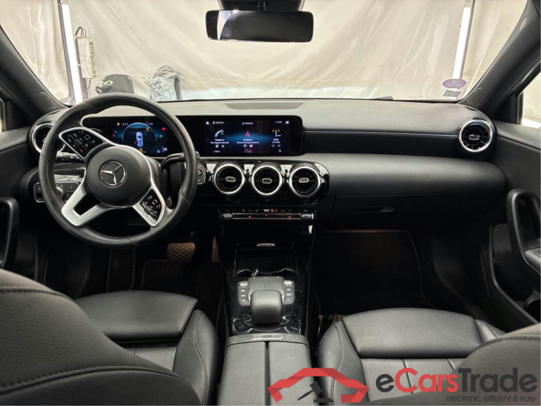 MERCEDES-BENZ Classe A 5p Berline A 180 d Business Line 7G-DCT #5