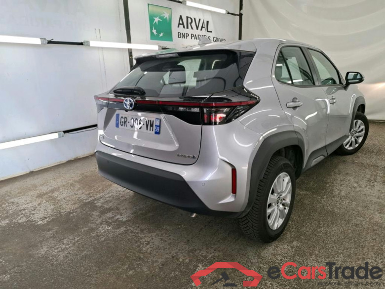TOYOTA Yaris Cross Hybride / 2021 / 5P / SUV 1.5 HYBRID 116H DYNAMIC BUSINESS BEY AWD #3