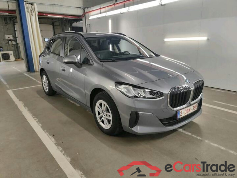 BMW 2 Reeks Active Tourer Série 2 Active Tourer 220i (100kW) (Mild Hybrid) 110kW/150pk  5D/P Auto-7 - CO2 indicative #2