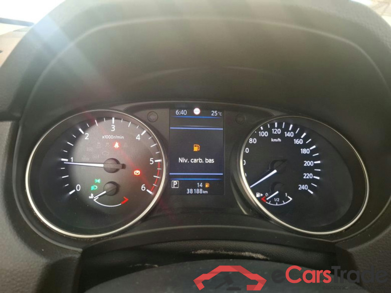 NISSAN Qashqai / 2017 / 5P / Crossover 1.5 DCI 115 DCT Business Edition #6