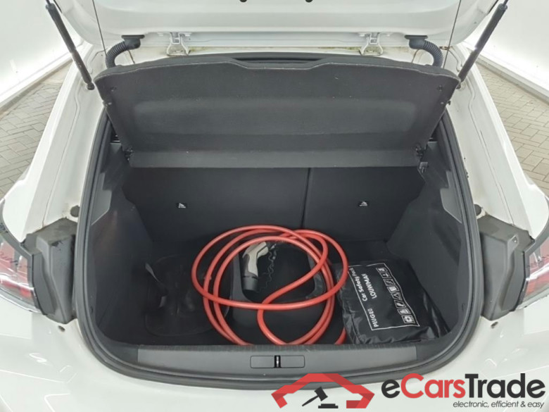 PEUGEOT e-208 Active Pack 50kWh 136 5D #5