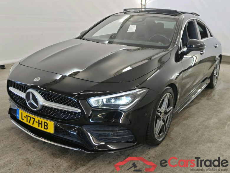 Mercedes-Benz CLA CLA 200 DCT Business Solution AMG 4d + Pano