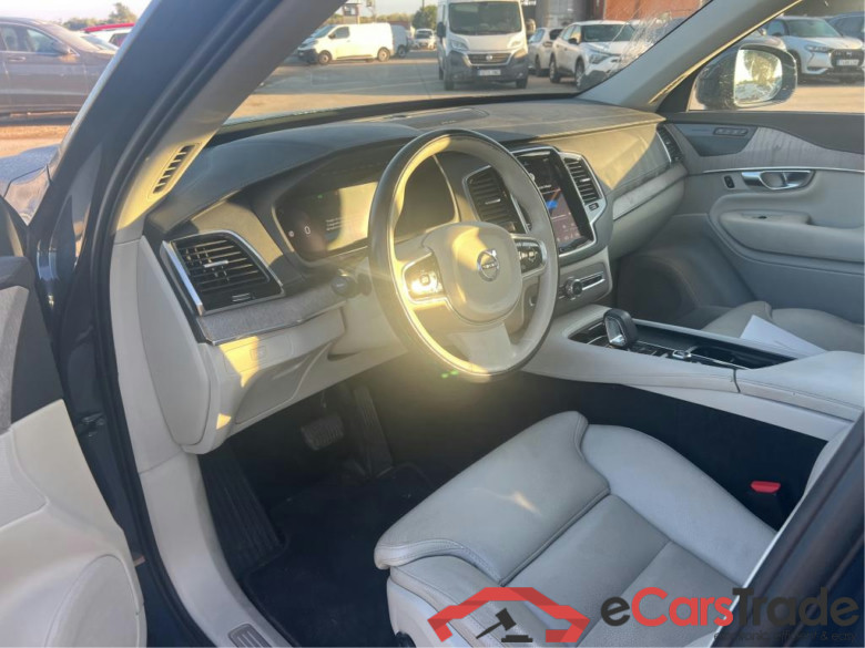 VOLVO XC90 / 2019 / 5P / todoterreno 2.0 B5 D AWD Plus Bright Auto #3