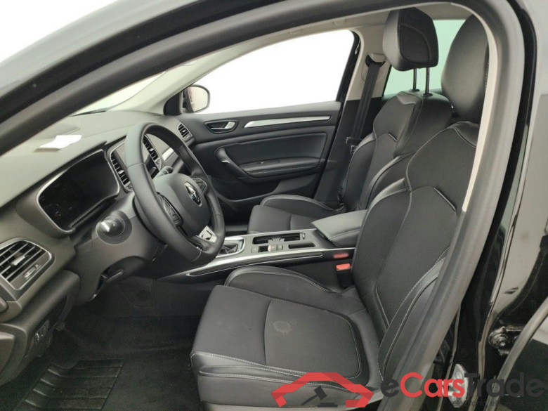 Renault Mégane Grandtour TCe 140 EDC Techno 5d #3
