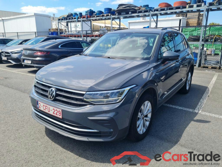 Volkswagen Tiguan 1.4 eHybrid Aut. LED Virtual ACC Navi KeylessGo Camera Klima PDC ... #1