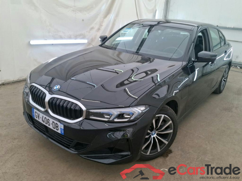 BMW Série 3 Berline / 2022 / 4P / Berline 320e 204ch Business Design BVA8 Hybride