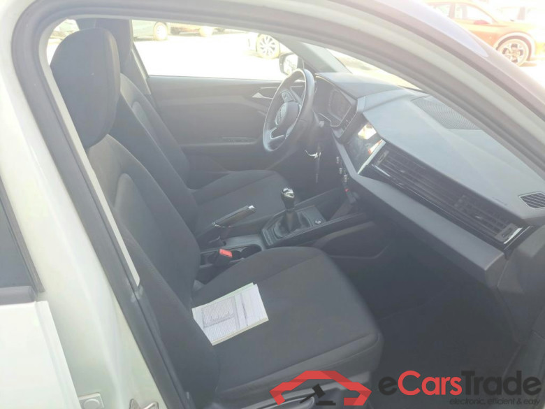 AUDI A1 Sportback Advanced 25 TFSI 70kW (95CV) #6