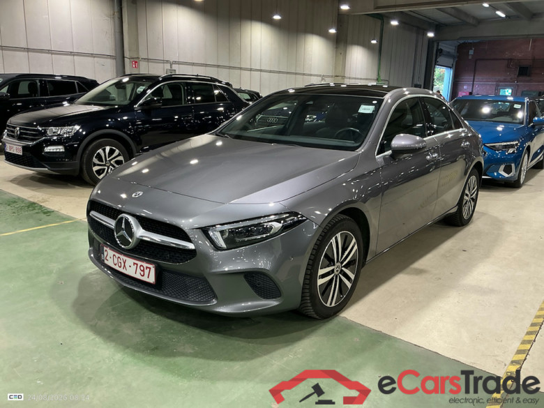 MERCEDES-BENZ A-CLASS LIMOUSINE 1.3 A 250 E BUSINESS SOLUTION DCT #1