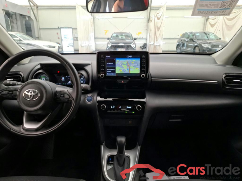TOYOTA Yaris Cross Hybride / 2021 / 5P / SUV 1.5 HYBRID 116H DYNAMIC BUSINESS BEY AWD #5