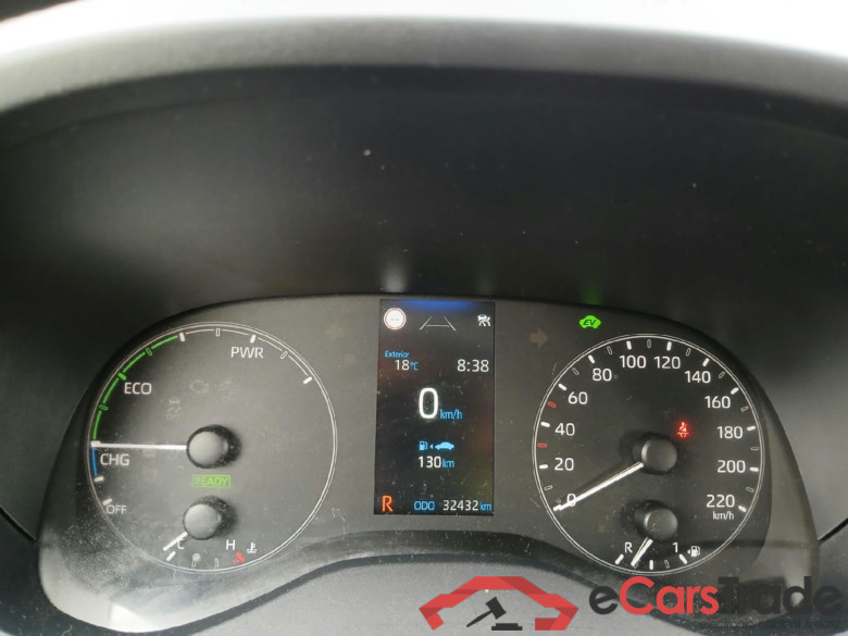 TOYOTA YARIS 1.5 120H Business Plus #4