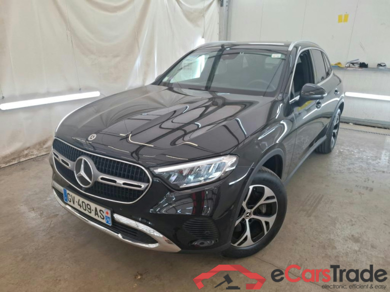 MERCEDES-BENZ GLC / 2022 / 5P / SUV GLC 300 e Avantgarde Line 4MATIC
