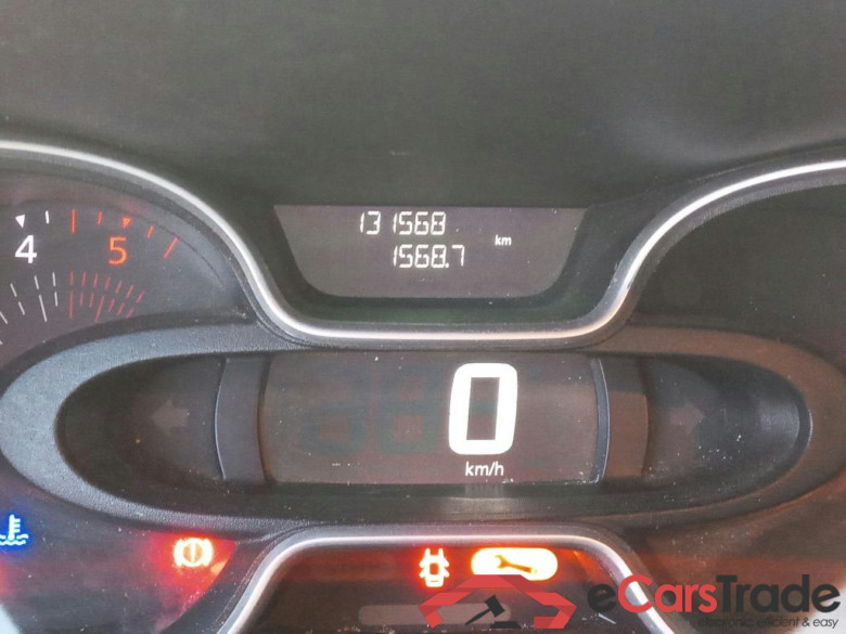 RENAULT Trafic / 2019 / 4P / furgón Furgón 27 L1H1 Energy BluedCi 88 kW (AC) #5
