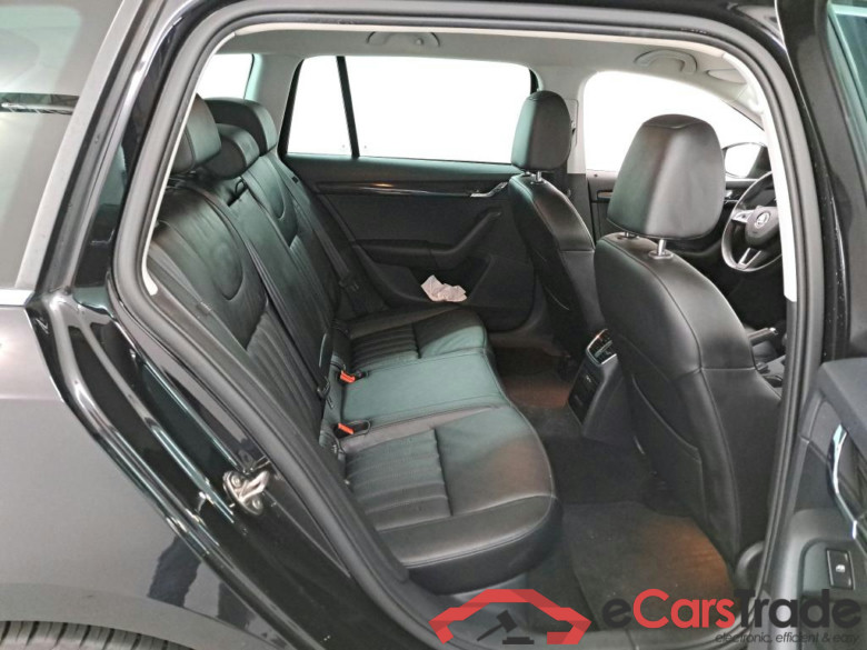 SKODA Octavia 1.5 TSI ACT Style DSG #6