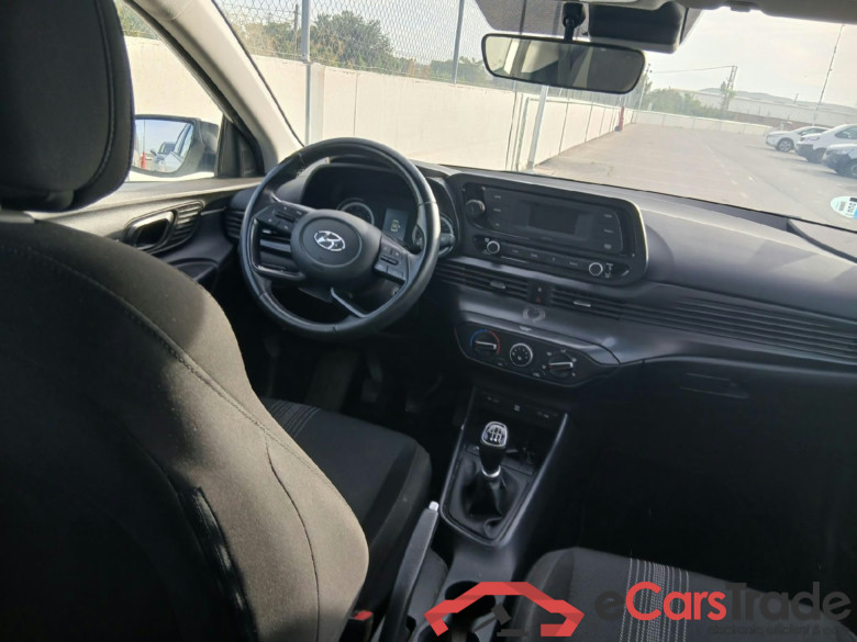 HYUNDAI i20 / 2020 / 5P / berlina con portón 1.0 TGDI 74kW (100CV) 48V Essence #3