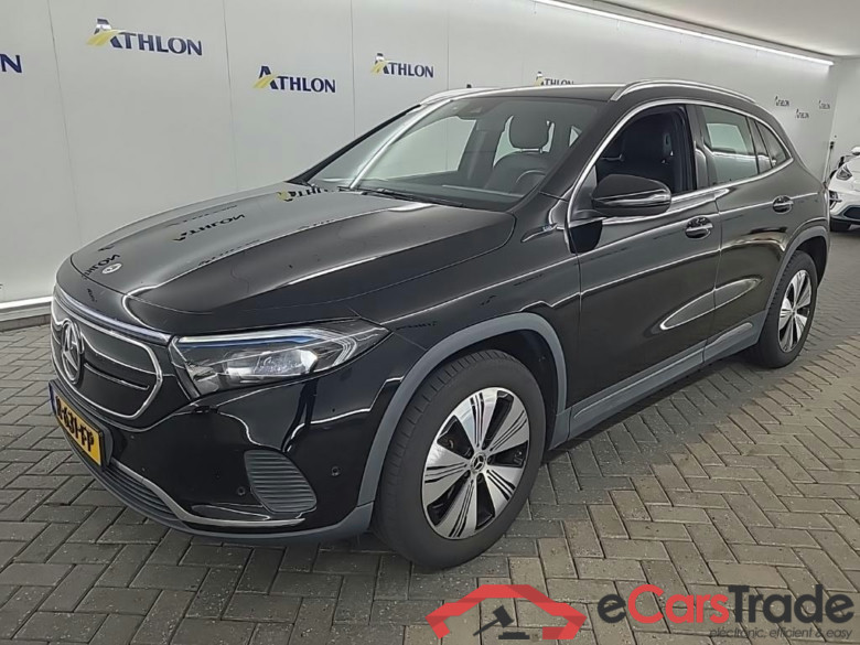 MERCEDES-BENZ EQA 300 4MATIC Bus Sol Luxury 4MATIC auto 5D 168kW