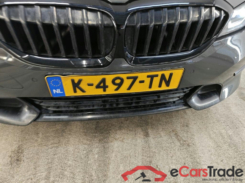 BMW 3 Serie Touring 330e Sport Line 5d + Shadow Line #5