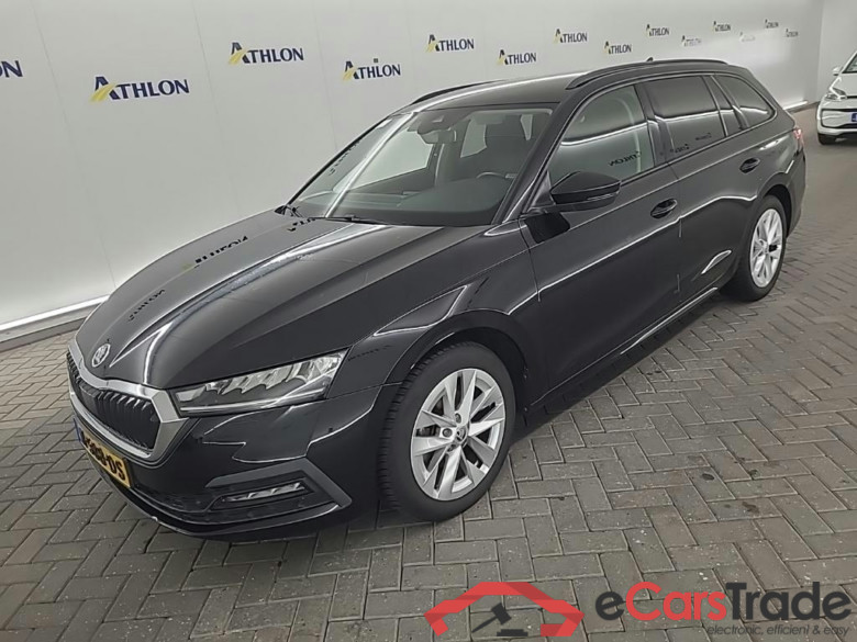 SKODA Octavia Combi 1.5 TSI First Edit.
