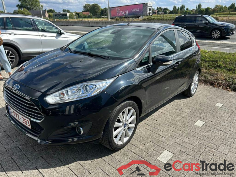 FORD Fiesta 1.0i Titanium