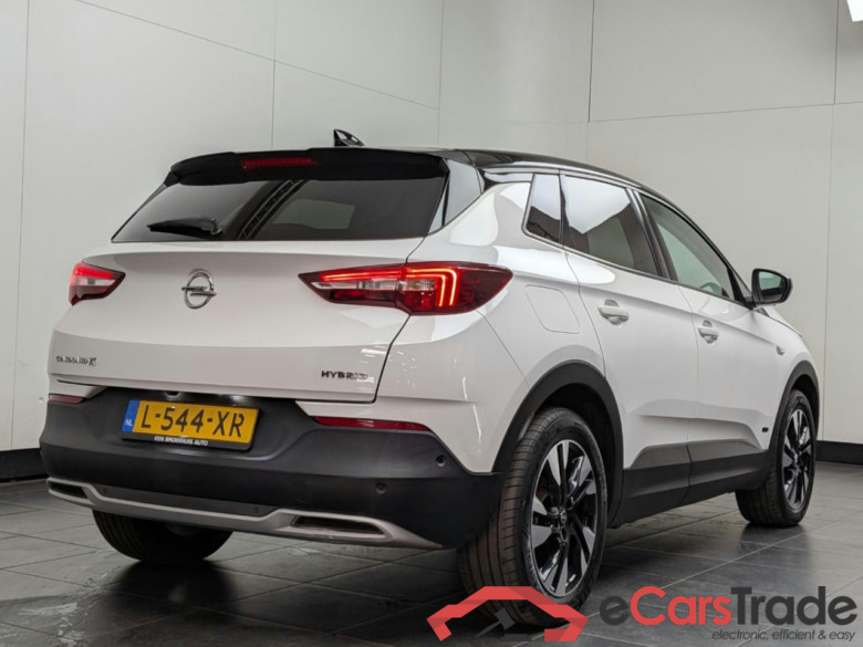 OPEL Grandland X 1.6 THybr Elegance #3