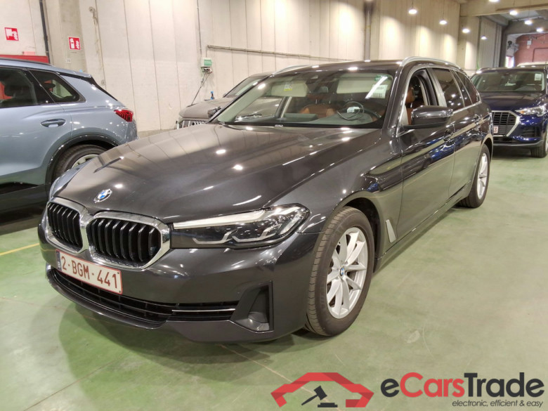 BMW 5 TOURING - 2020 520iA MHEV #1