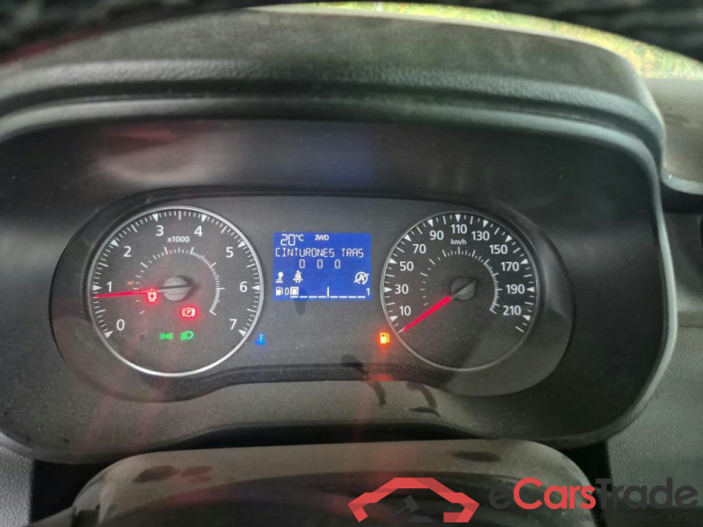 DACIA Duster / 2018 / 5P / todoterreno Essential Blue dCi 85kW (115CV) 4X4 #4