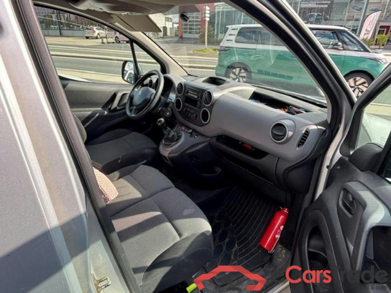 PEUGEOT Partner Fourgon Swb Partner 1.6i L1H1 Premium 120 #5
