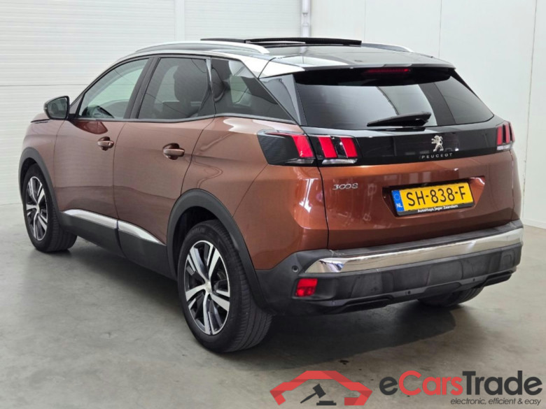 PEUGEOT 3008 1.2 PureTech Allure #3