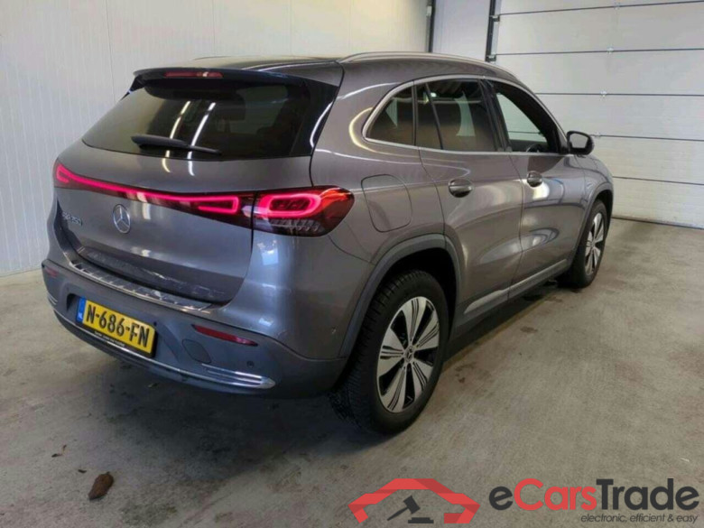 MERCEDES-BENZ EQA 250 Bns Sol. Lux #2