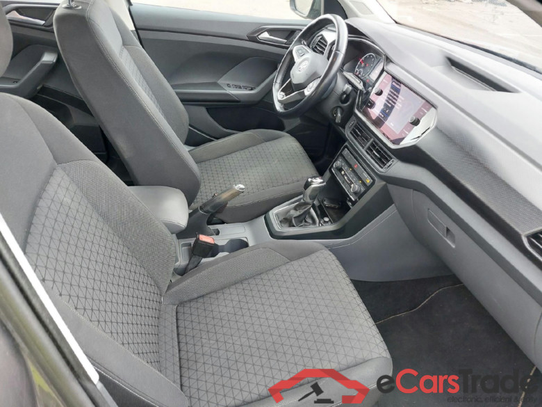 VOLKSWAGEN T-Cross / 2018 / 5P / todoterreno Advance 1.0 TSI 85kW (115CV) DSG (AC) #6