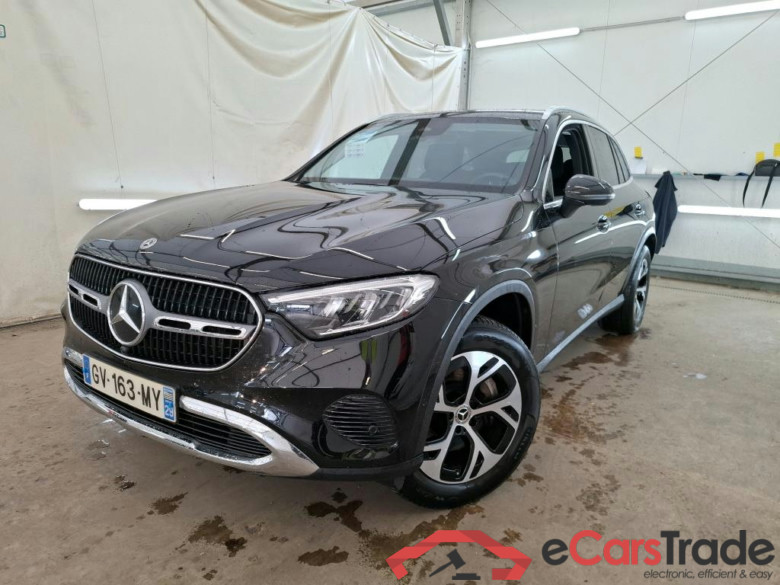 MERCEDES-BENZ GLC / 2022 / 5P / SUV GLC 300 e Business Line 4MATIC