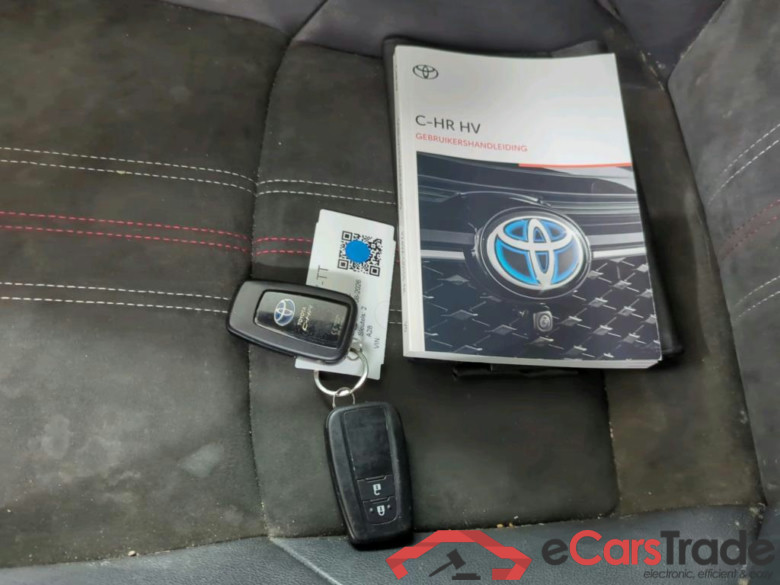 TOYOTA C-HR 72 kW #6