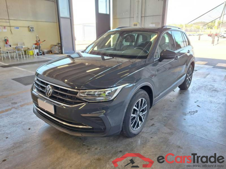 VOLKSWAGEN TIGUAN / 2020 / 5P / SUV 1.5 TSI ACT 110KW LIFE DSG