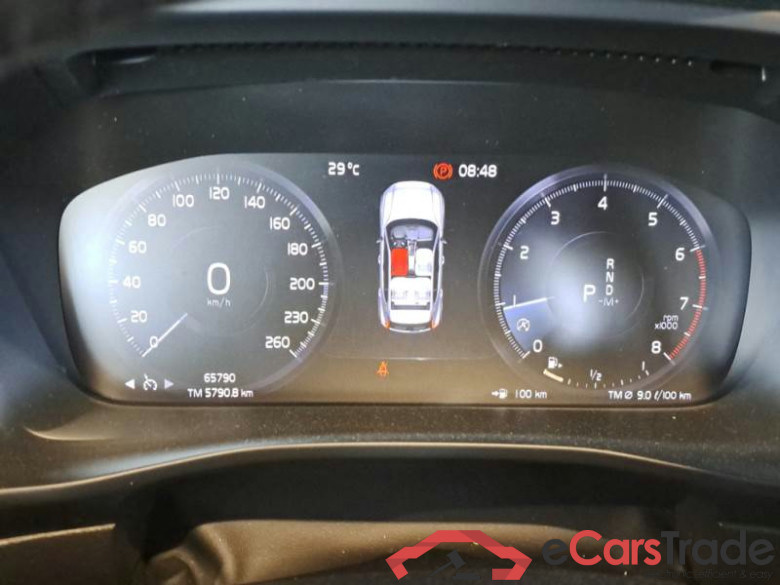 VOLVO XC40 / 2017 / 5P / SUV T2 AUTOMATICO MOMENTUM #4