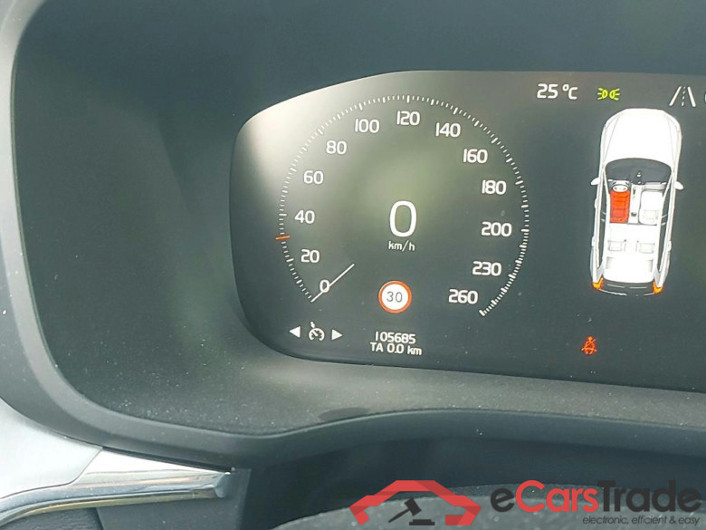 VOLVO XC60 / 2017 / 5P / todoterreno 2.0 T4 Business Plus Auto #5