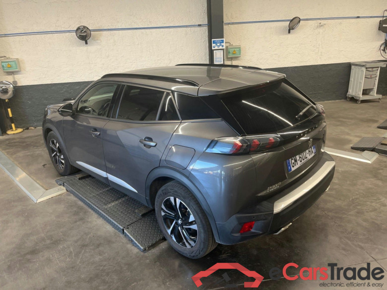 Peugeot 2008 Allure PureTech 1.2 130 S&S BVM6 #6