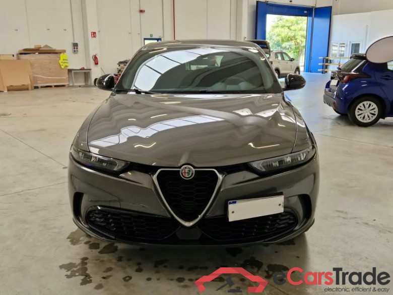 ALFA ROMEO TONALE / 2022 / 5P / SUV 1.5 130CV HYBRID TCT7 SUPER #6