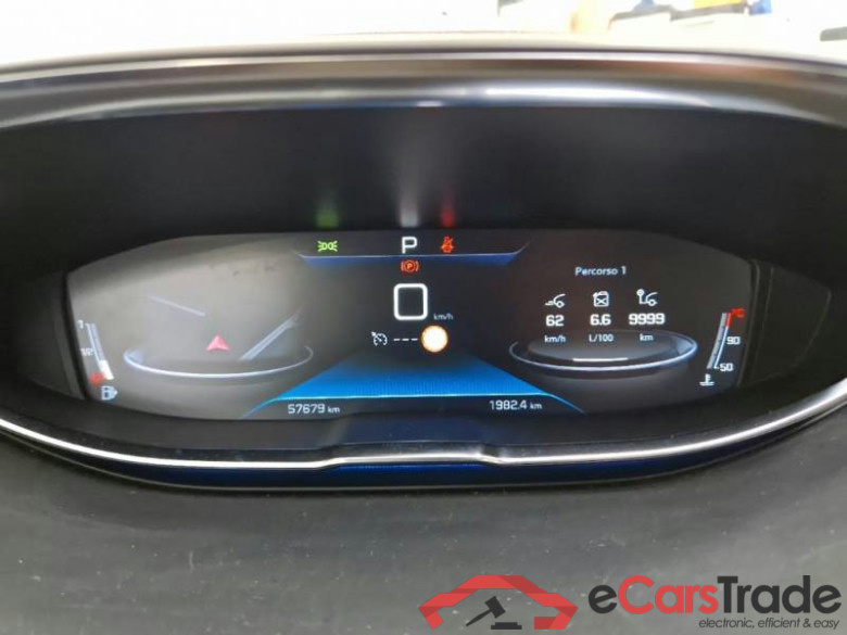 PEUGEOT 3008 / 2016 / 5P / SUV BLUEHDI 130 EAT8 SeS BUSINESS #4