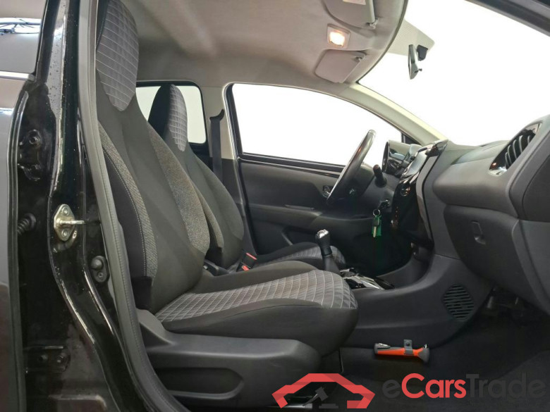 Peugeot 108 Allure 1.0 e-VTi 72pk 5d #3