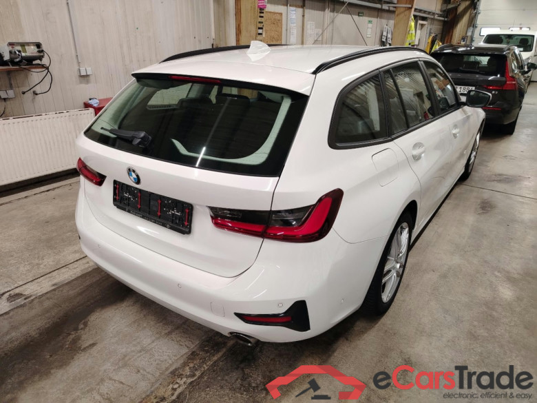 Baureihe 3 Touring 330 i xDrive Advantage 2.0 190KW AT8 E6d #2