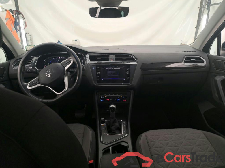 VOLKSWAGEN Tiguan / 2020 / 5P / SUV 1.4 eHybrid 245 DSG6 Life Business #6