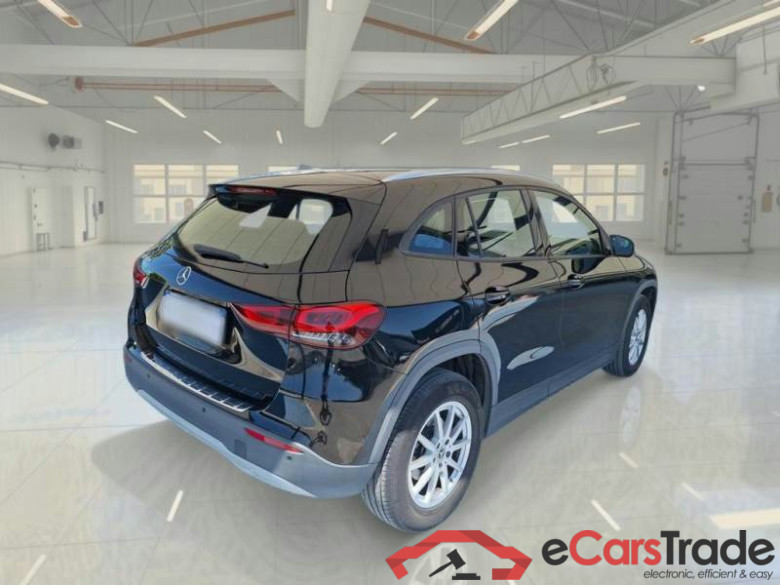 MERCEDES-BENZ GLA / 2020 / 5P / CROSSOVER GLA 200 D AUTOMATIC BUSINESS EXTRA #2