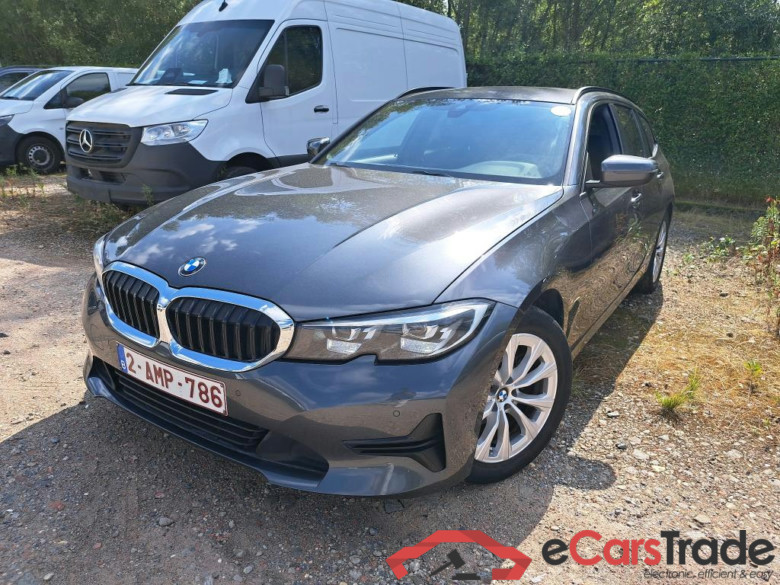 BMW - BMW 3 TOURING 318dA 150PK Advantage Pack Business Plus With Heated Seats & Parking Assistant Pack