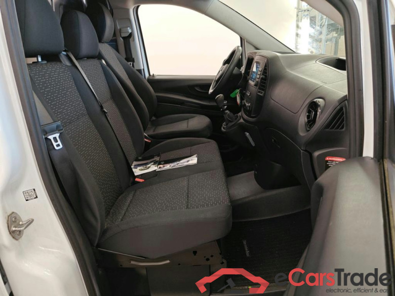 Mercedes-Benz Vito 110CDI Functional XL 4d #3