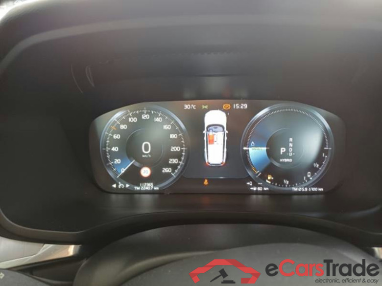 VOLVO V60 / 2019 / 5P / STATION WAGON T6 PLUG-IN AWD AUTOM.INSCR.EXPR. #4